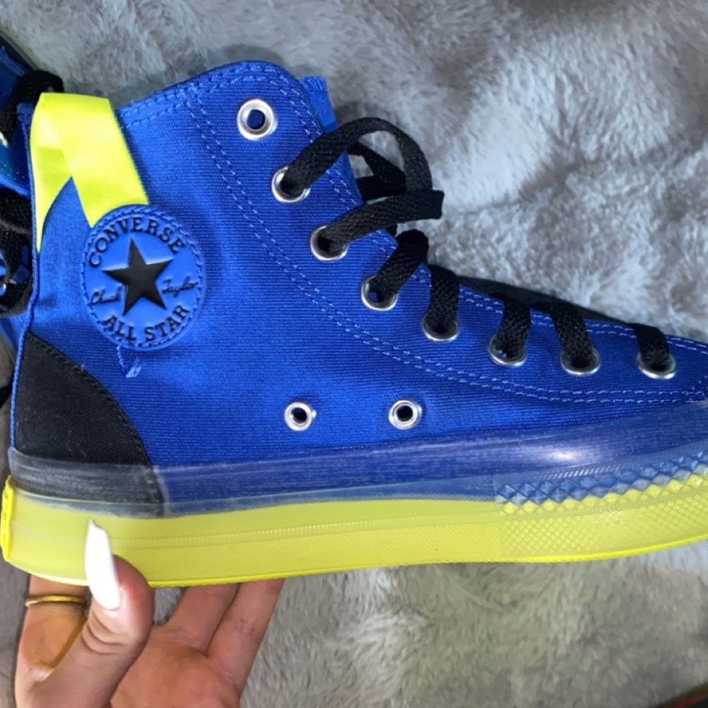 Converse neon/blue 8.5 W / 6.5 M